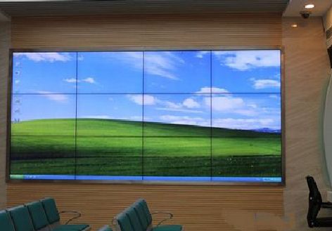 梓潼液晶拼接屏的另类用法。